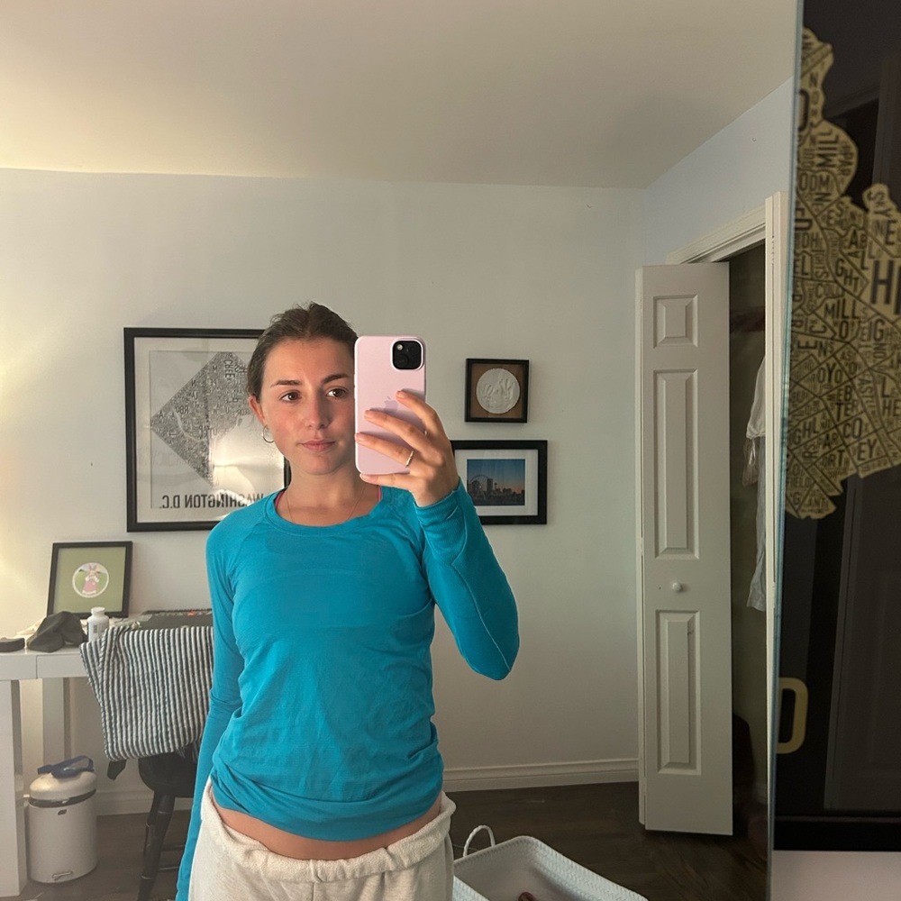 Lululemon Athletica Blue Fitted Hoodie Sweatshirt